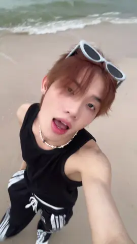 ทะเลฝนตกเส้าเกิร #MINthanakrit  #ALEXbuckland  #DICE_SONRAY 