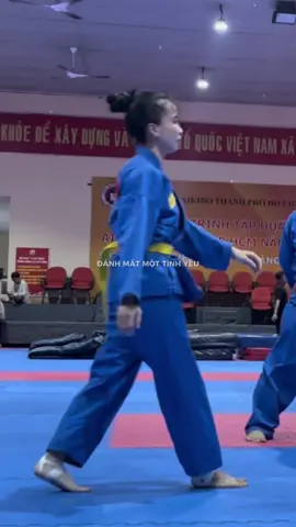 Cổ bị mê giựt giựt 😝#VovinamQuânĐội #vậnđộngviên #congaihocvo #xuhuongtiktokkk #CapCut ý