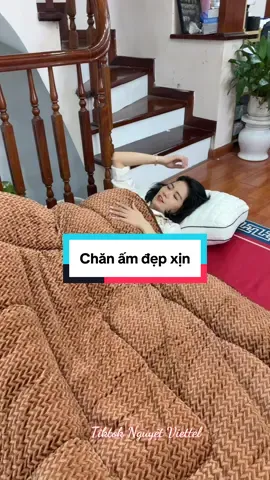 Chăn lông ấm quá #nguyetviettel #tiktokshop #xuhuong #chanlongcuu #chăn 