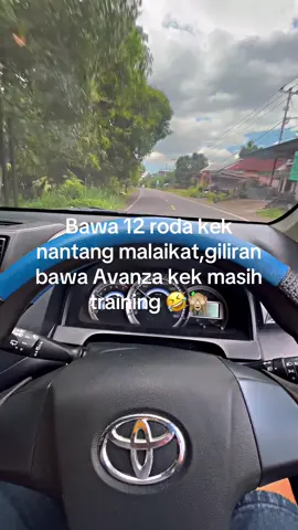 Kebiasaan buka sendal klau bawa dt🤣🤣#promomakanharian #bismillahfyp #semogafyp #fypage #fyppppppppppppppppppppppp #fy #lewatberanda #lewatberandafyp #aktorhauling #kurirbatubara #haulingbib 