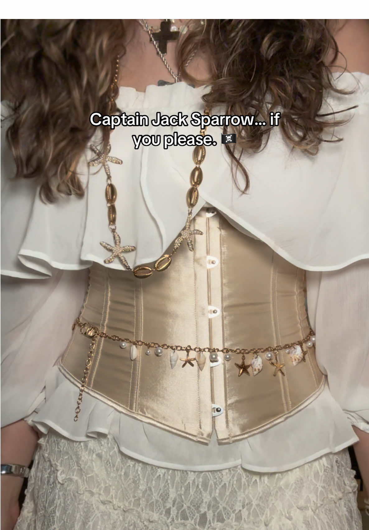 Rum first. Questions later. 🥃 #happyhalloween #jacksparrow #piratesofthecaribbean #halloweenlook #halloween 