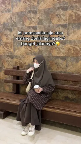 kayak hari jumat baru kemarennnn uda jumat lagi aja😭