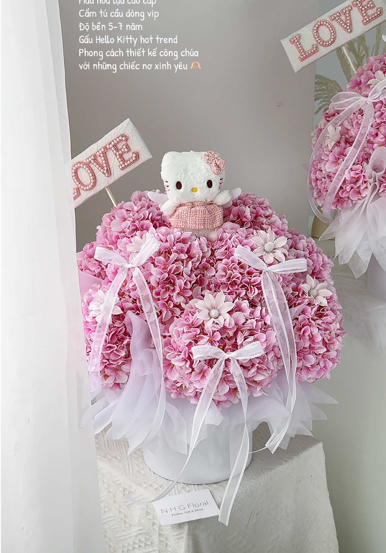 Mỗi ngày vài hộp hoa cẩm tú cầu cho khách iu 😚 #NHGFloral #hoaxinh #camtucau #xh #viral 