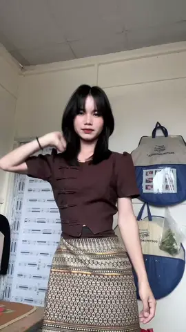 #ဘာသီချင်းရီးတုန်း#dance #foryou 