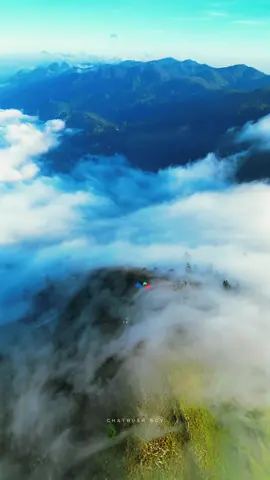 මීදුම් පාරාදීස 🥹⛰️🌿 #nature #lunugala #badulla #mountain   #mistymountains 