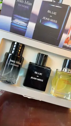 @Phương Chăm Chỉ  @Phương Chăm Chỉ Hộp nước hoa nam nữ thơm lâu 6-8 tiếng sang trọng quý phái #phuonggiadung7 #sacduphong #nuochoanu #nuochoanam #nuochoa 