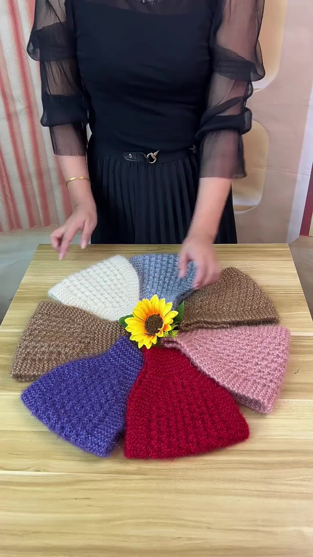 ที่คาดผมถักไหมพรม ที่คาดผมและผ้าพันคอ 2-in-1 เนื้อผ้าถัก กันลมและให้ความอบอุ่น ปกปิดผมขาว 