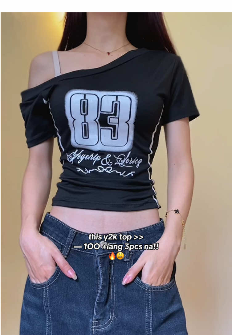 buy 1 get 3 tops, super muraa! — PANTS🔗:[@April K.🍓] #topsforwomen #buy1get2tops #offshoulder 