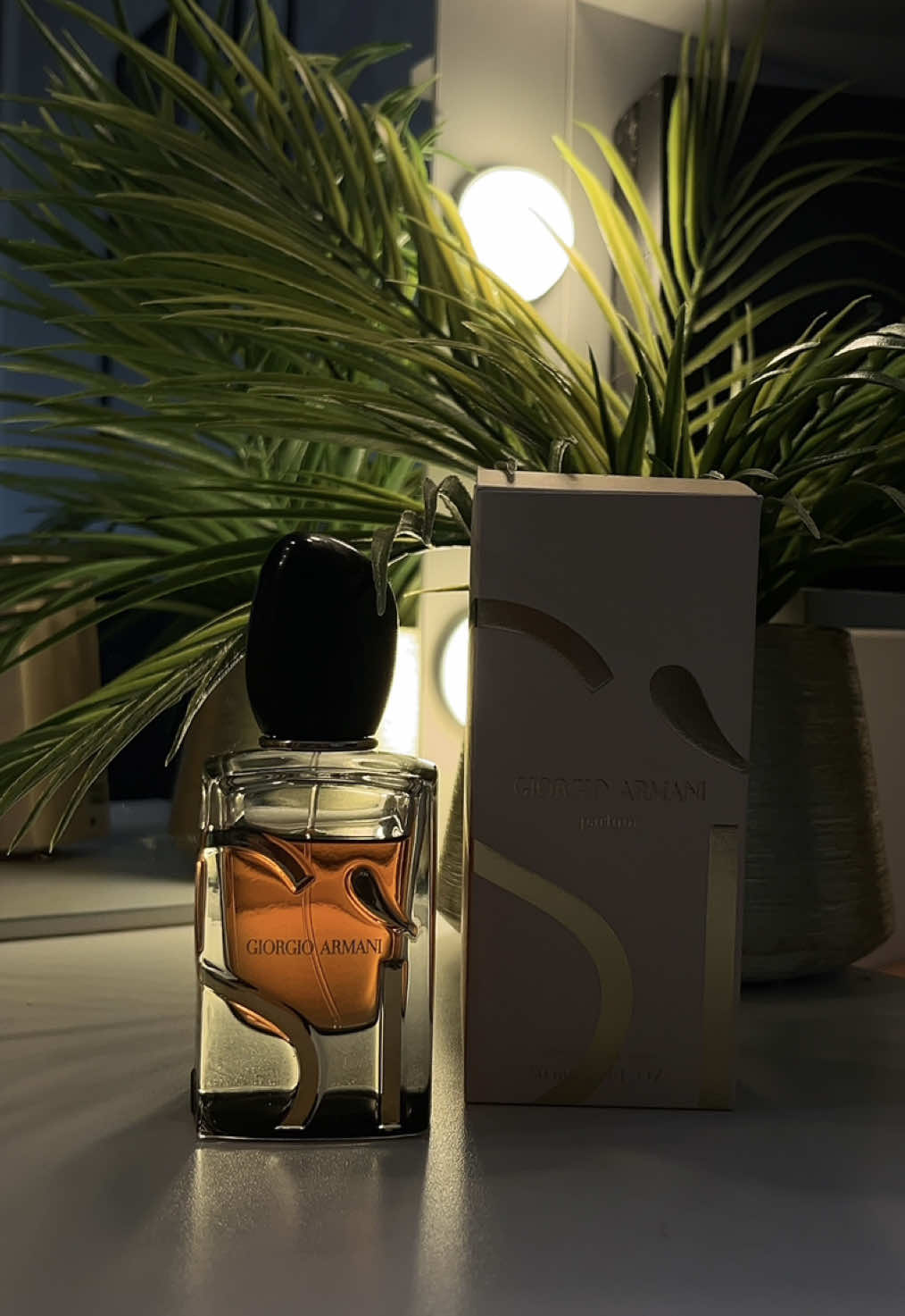 Je vous fais découvrir la nouvelle pépite de chez @armani disponible à @Nocibé France  @Armani beauty  Dès 89€ d’achat dans la marque Giorgio Armani chez Nocibé ou nocibe.fr, recevez le format voyage 15ml de votre parfum Sí Merci @Beauty Crew FR  #LorealistarFRArmaniSiParfum #armanifragrance #ArmaniSi #fragrance 