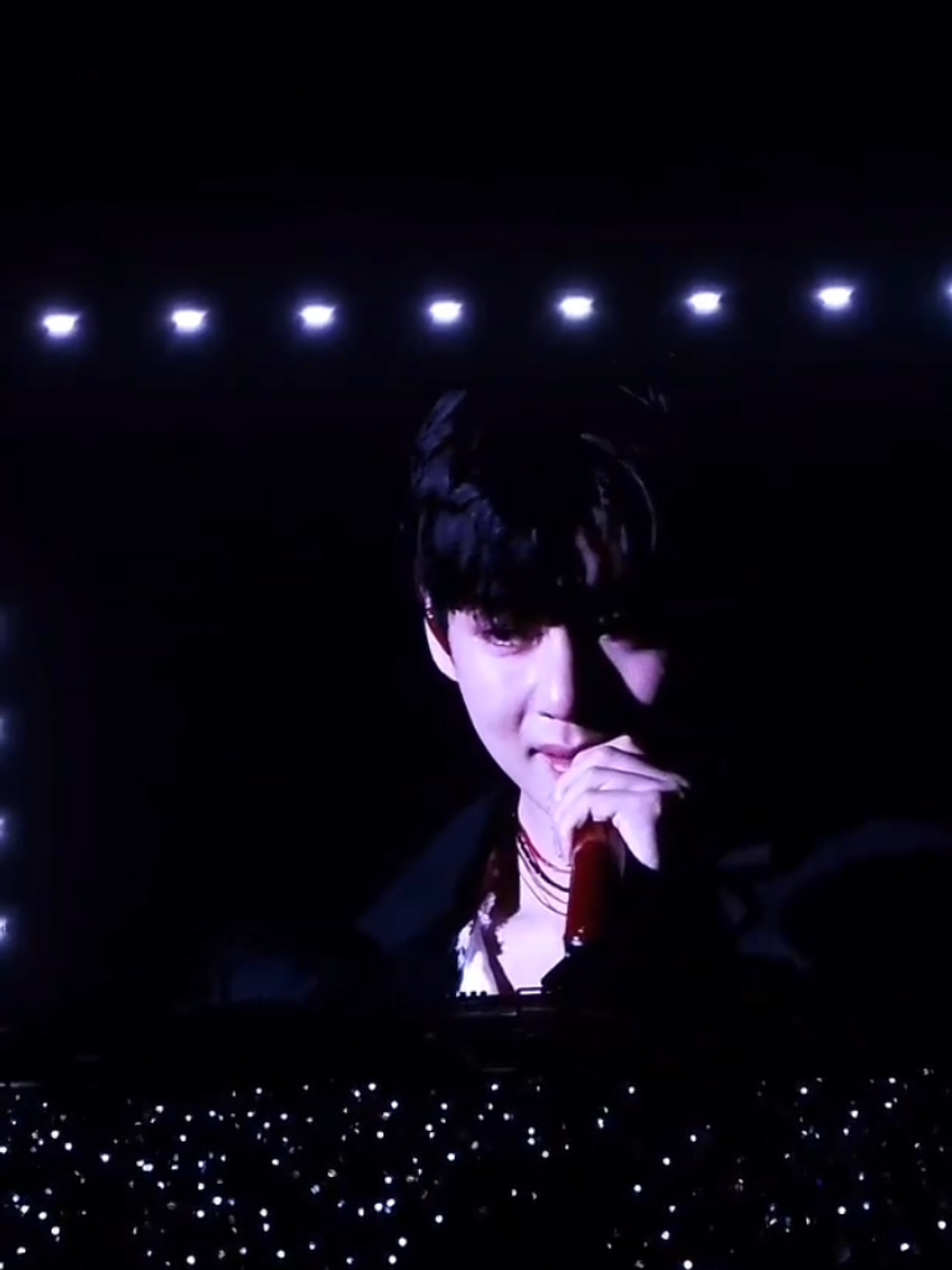 tae sekangen itu iya sama army 🥺#taehyung 