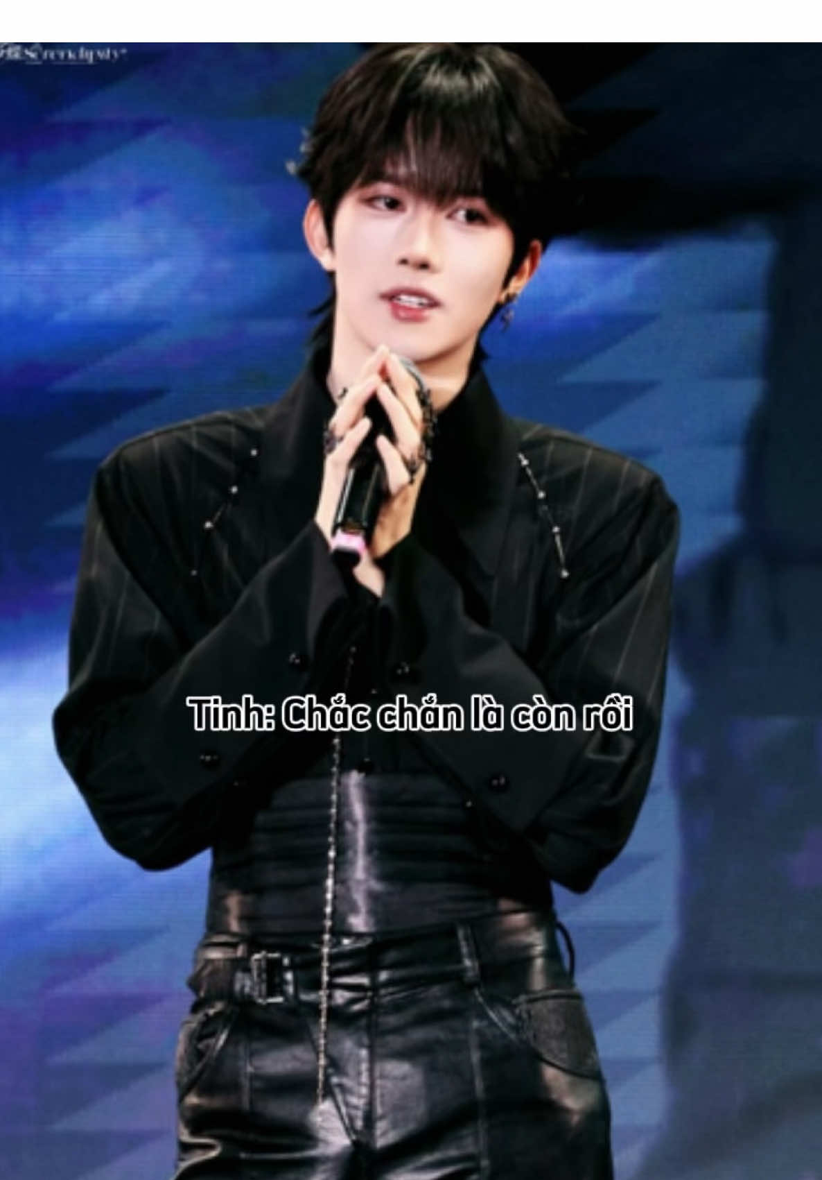 “Người cùng cậu ngắm tuyết lần trước, giờ vẫn ở bên cạnh cậu chứ…?”🥺#hoangtinh #huangxing #hoàngtinh #黄星 #eliothuang 