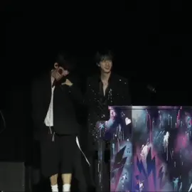 Seokjin brought Taehyung back out because he was crying backstage after the performance 🐹 He was like, “I already miss being on stage so much,” and started crying~ 🐹 So I just couldn’t leave him back there! #taehyung #kimtaehyung #btsarmy #fyp #viral 
