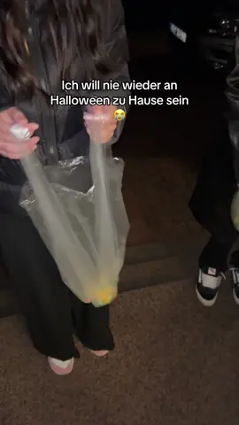 Meine Nachbarn haben auch kein Halloween gefeiert😐