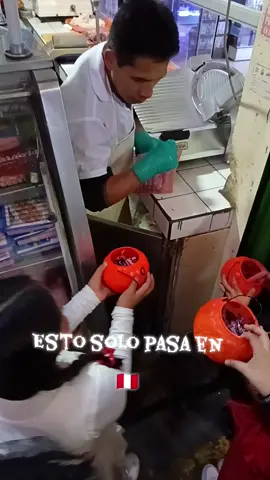 😂🤭 #viral #halloween #fyp #peru 
