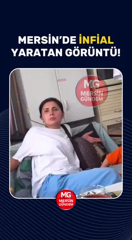 BU NASIL ANNELİK?  Mersin’de küçük bir çocuğun, annesi tarafından itilip “İstemiyorum seni, defol” sözleriyle ağlatıldığı anlar görüntüler infiale yol açtı. Görüntülerde kadının, eşine “İstemiyorum çocuğu. Bu kadar basit. Al çocuğunu istiyorsan kendin bak. Ne yapıyorsan yap. (Çocuğu iterek) İstemiyorum seni defol. Hadi git şimdi bu videoyu kime yayıyorsun yay.” dediği görüldü.  Küçük çocuğun gözyaşları içinde kaldığı o anlar izleyenlerin yüreğini sızlattı. Yetkililerin konuyla ilgili inceleme başlattığı öğrenildi. #mersingündem #keşfet #viral #öneçıkar #anne 