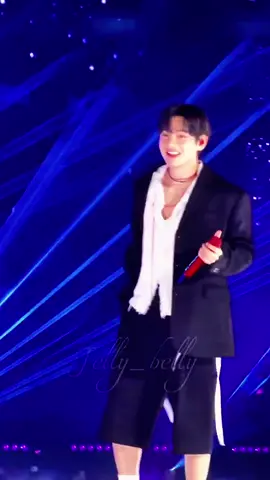 #taehyung #v #bts #bts_official_bighit #runseokjineptour 