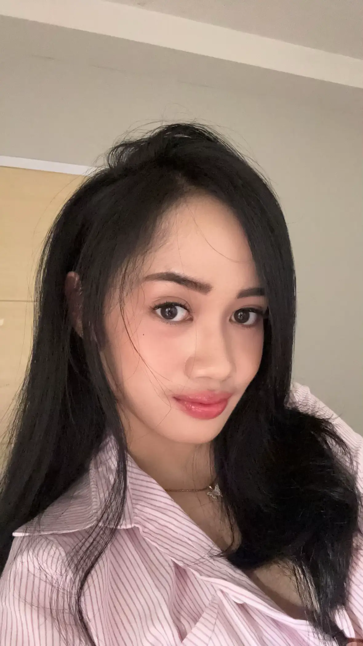 selfiesss🌸✨🎀🪽