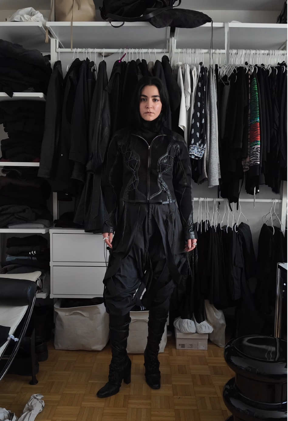 this outfit is COMPLETE #isseymiyake #ysl #vintagefashion #fashiontiktok #secondhandfashion 