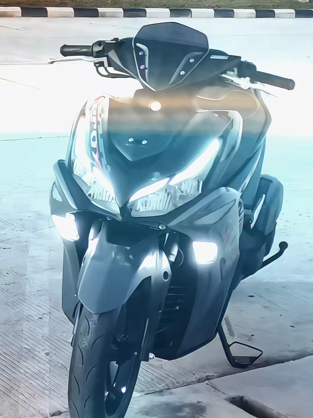 kalo ga hedon ga disapa balik ya🥺#aerox155 #aeroxblackgrey #aeroxmodifikasi #aeroxdownsize #fyp 