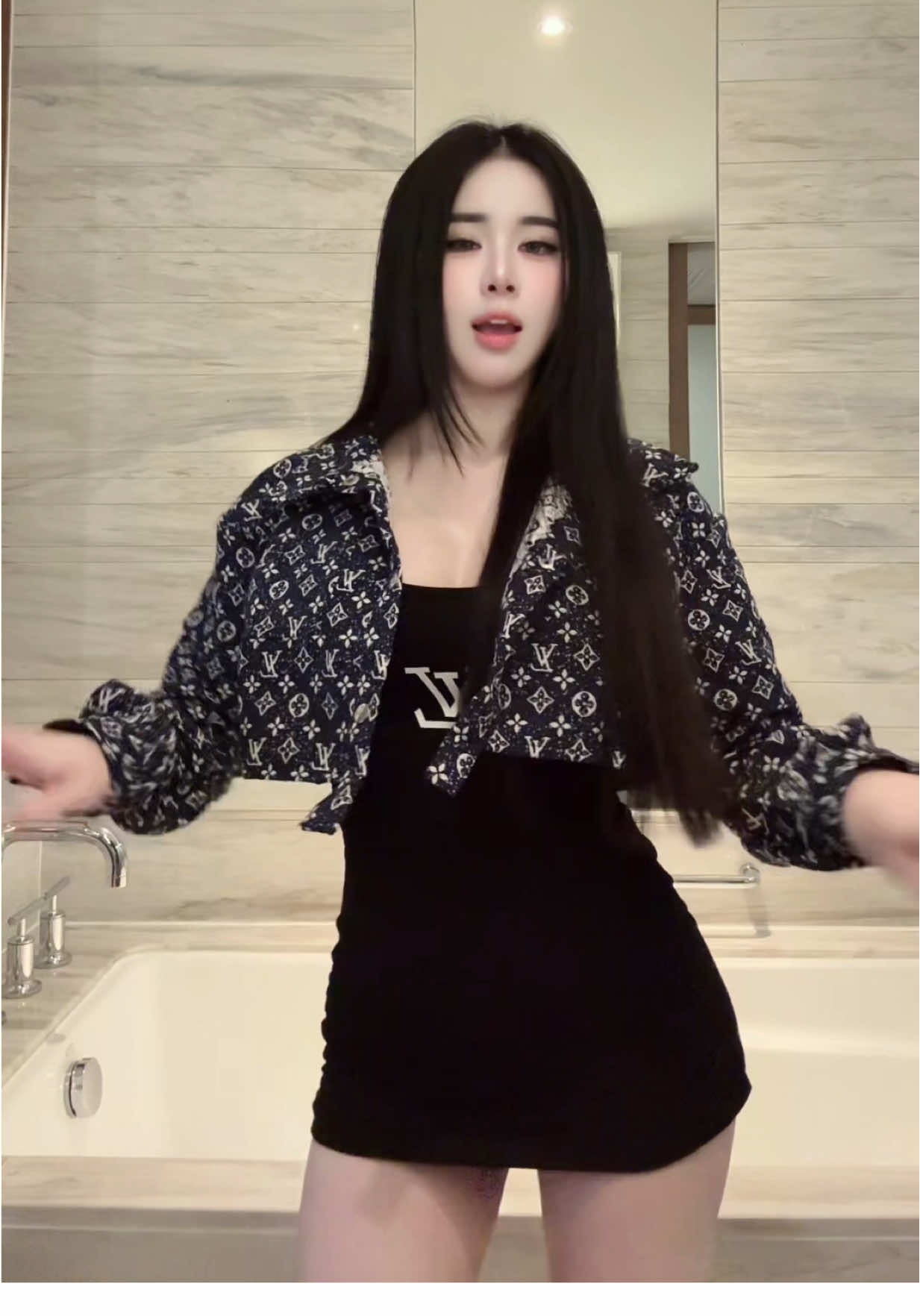 E vội trao.. #phanlena #xh 