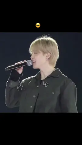 Tôi nhớ giọng hát ấy từ lâu lắm rồiii. Huhu 🥺😭 #jimin #taehyung #jin #bts #bangtan 