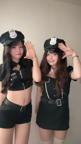 1日遅れのハロウィン失礼しまっす^ >ᴗ<^#ハロウィン #07 #ポリス #ljk @ぽてさら 