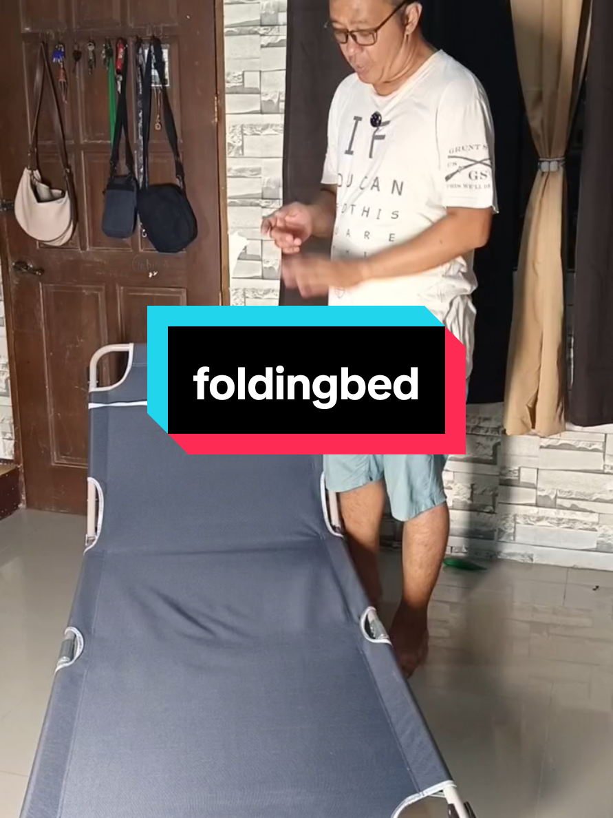 heavy duty foldingbed adjustable.. reclining bed with foam and pillow #foldingbed #outdoorfoldingbed #adjustable #recliningbed #affordablebed 