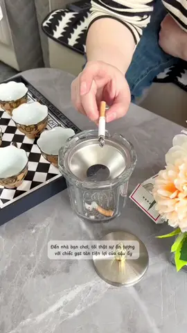 Gạt tàn thuốc lá có nắp đậy, thiết kế đẹp mắt, nắp.đậy ngăn mùi hiệu quả, rất tiện lợi #gattanthuoc #gattanthuocthongminh #gattancaocap #viral 