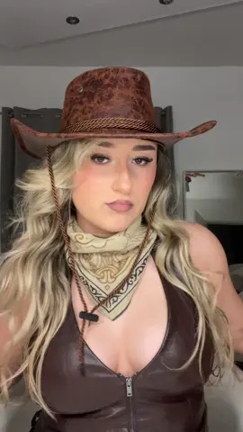 Hope everyone’s had a good Halloween 👻 #halloweentransition #halloweenlook #cowboy #fyp #foryou 