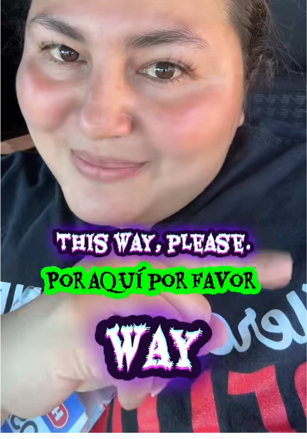 This way please.. Por aquí por favor… Vamos a compartir a dar me gusta, guarda y comparte…  . . . #AprendiendoInglés #InglésDesdeCero #RosarioAprendeInglés #InglésFacilI #InglésParaPrincipiantes 