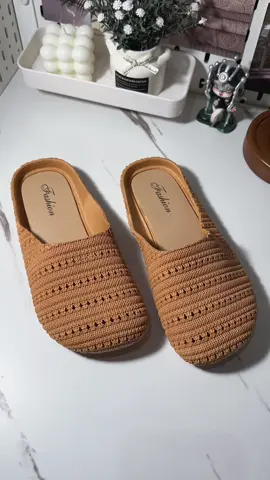 Affordable comfy flat slippers 🤍 #slippers #comfyslippers #slippersforwomen #affordable #comfy 
