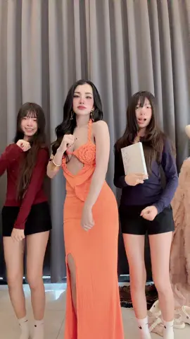 ណាបងណាប្អូនដូចគ្នាពេកហើយ❤️