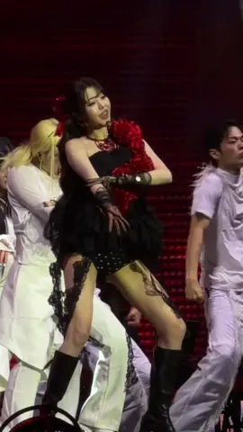 IVE Wonyoung left no crumbs! #IVE #아이브 #SHOW_WHAT_I_AM #wonyoung #eight 