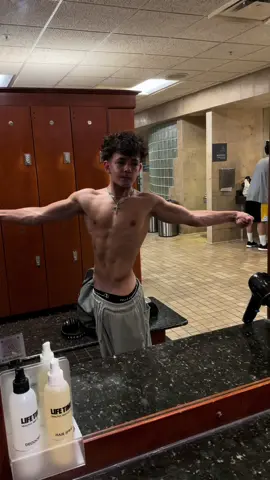 15yo btw#xyzbca #foryoupage #GymTok #abs #aesthetic 