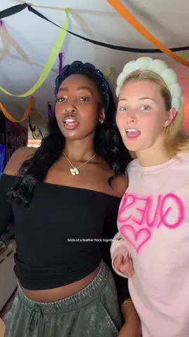 Halloween content INCOMING @quesoscorpio #halloween #birdsofafeather #peacock #flamingo 