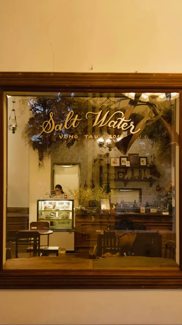 Một tách cà phê, một bản nhạc, một ngày không lo toan 💖✨🫂  #fpy #coffee #coffeetiktok #reviewcafe #viral  @Salt Water Vung Tau 