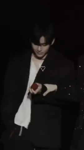 taehyunga jngan nangis,kan jadi ikut nangis juga #kimtaehyung#kimsokjin #btsarmy#bangtan