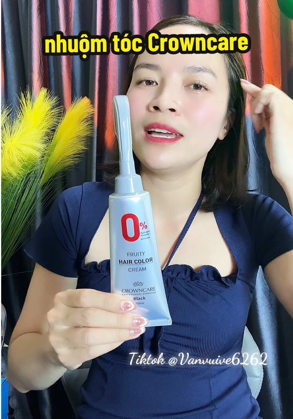 Kem nhuộm tóc Crowncare kèm lược #kemnhuomtoc #nhuomtoctainha #kemnhuomtoccrowncare #vanvuive6262 #nhuomtoc 