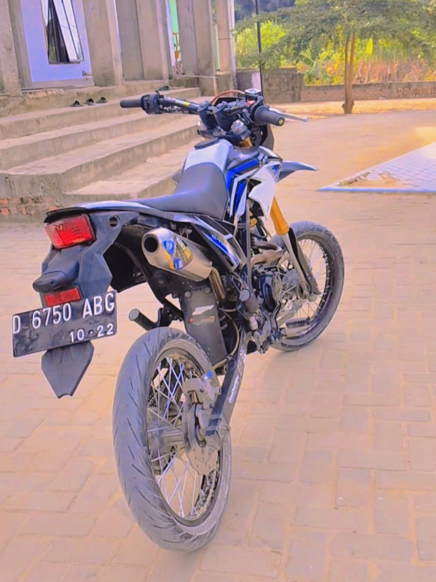 #CapCut Udah standar, jari jari lagi😌😌 maklum kotor soalnya berdebu di jalan😌☺️ #surex #fyp #sumidtracker #surexgank 