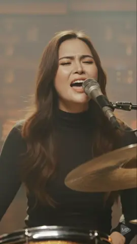 Mưa Chiều - Anh Bằng-  ROCK BALLAD COVER Tone Nữ #muachieu #rock #ballad  #xuhuongtiktok #nhachaymoingay 