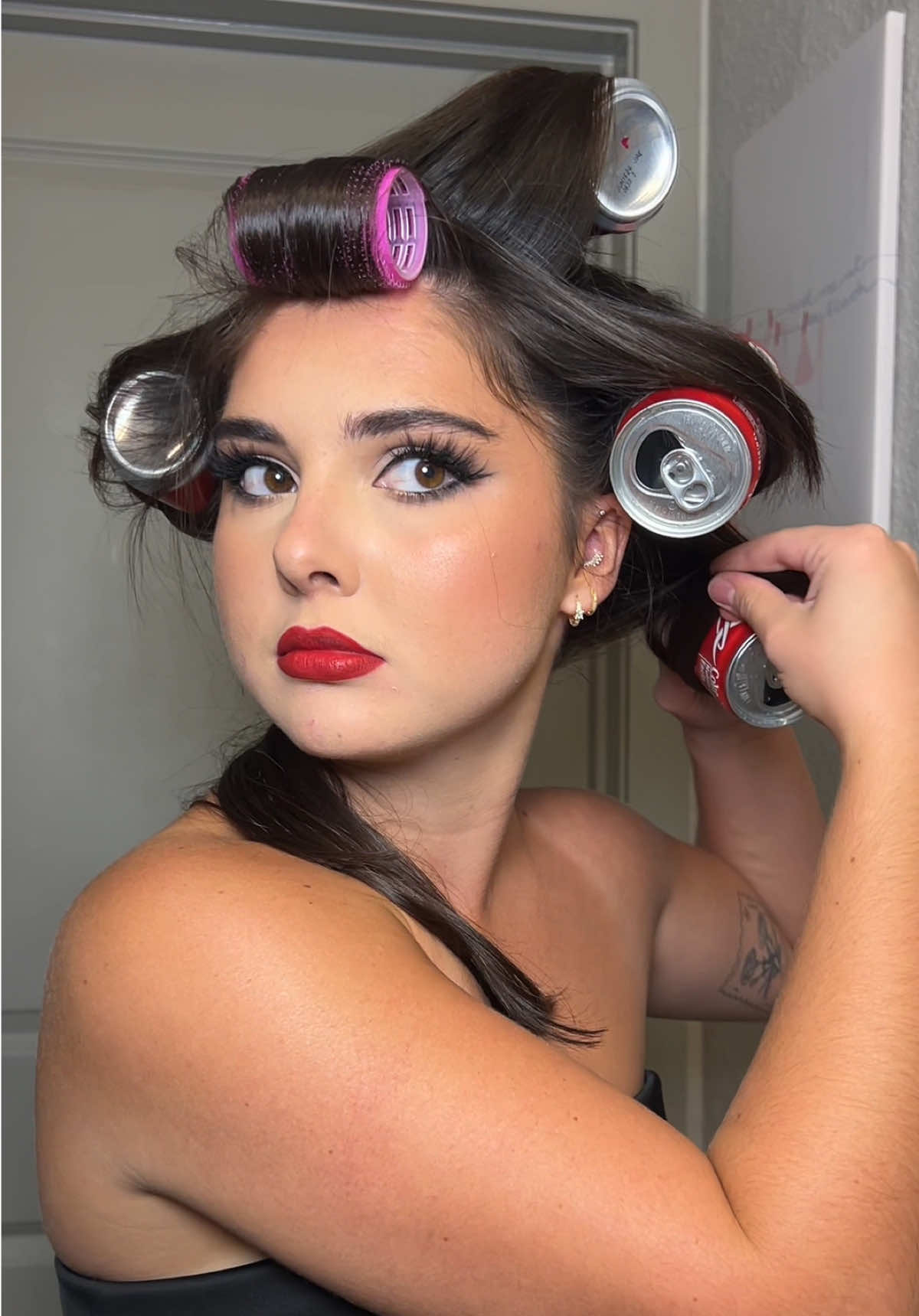 tonight’s last-minute halloween costume: lady gaga 🖤 #halloween #halloweenhairstyle #lastminutehalloweencostumes #ladygaga #telephone 