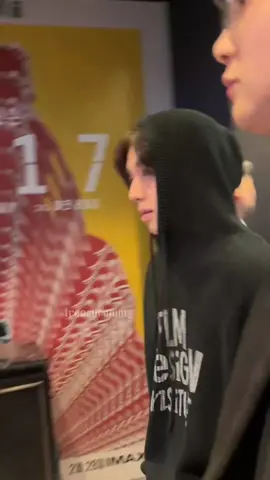 ih jiun malu2 🤭 #PARKJIHOON #parkjihoonweakheroclass1 #jihoonsoloist #jihoonwannaone #박지훈 