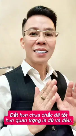 Dạo gần đây, nhiều người hỏi Dũng về “Omega-3 nhuyễn thể hấp thu tốt hơn, giá cao hơn. Nhưng hấp thu tốt không đồng nghĩa với hiệu quả hơn. Dưới góc nhìn khoa học, Omega-3 dạng dầu cá vẫn là lựa chọn có bằng chứng rõ ràng nhất trong việc bảo vệ tim mạch, não bộ và gan. Quan trọng hơn cả là duy trì đều đặn,lâu dài, đúng liều. Đừng để giá thành khiến bạn bỏ quên điều quan trọng nhất: sức khỏe bền vững đến từ thói quen hàng ngày. #omega3 #sứckhỏechủđộng #timmach #giảmcânlànhmạnh #sứckhỏengan  