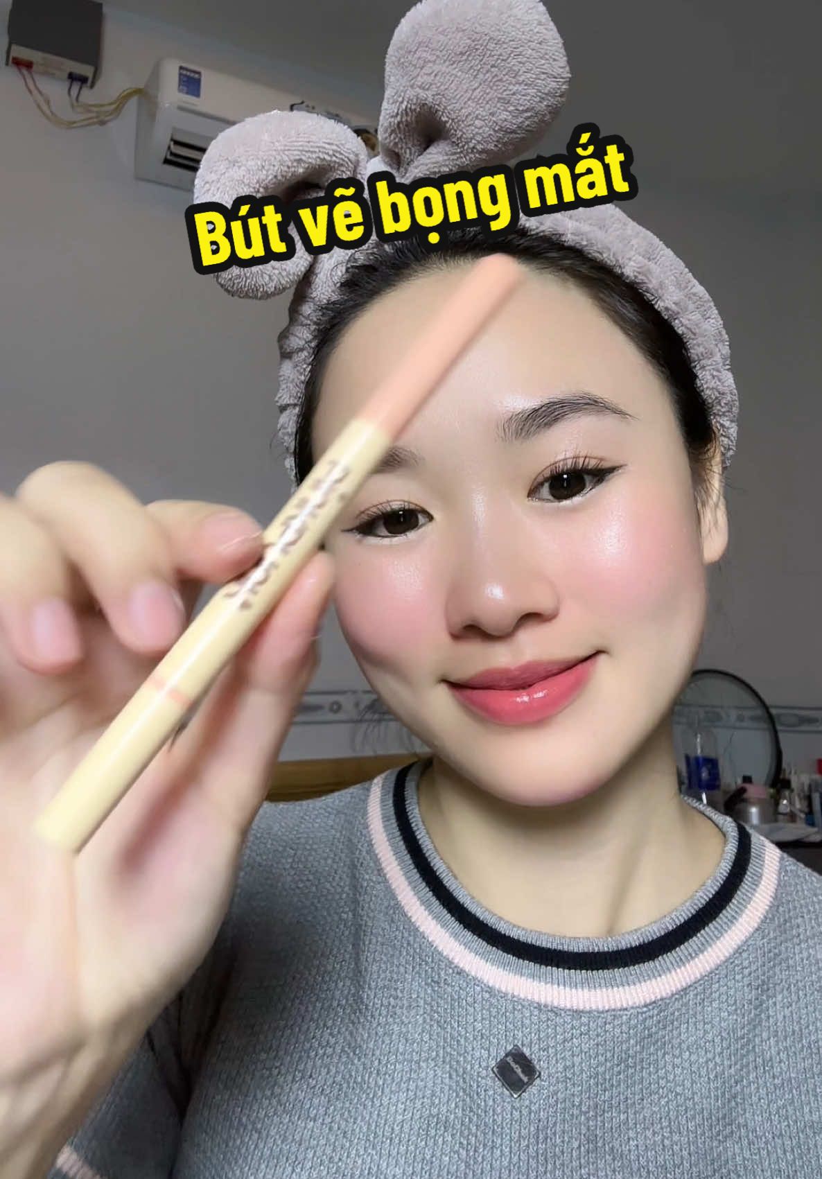 Dễ lắm mấy bà #butkebongmat #butkebongmat2dau #kebongmat #pinkpunk 