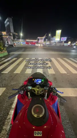 🤲🏻😇#cbr250rr #ngawi24jam 