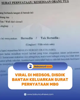 Viral di Medsos, Disdik Banjarmasin Bantah Keluarkan Surat Pernyataan MBG babuncu4news.com, Banjarmasin - Dinas Pendidikan (Disdik) Kota Banjarmasin membantah telah surat pernyataan program Makanan Bergizi Gratis (MBG). Mengingat baru-baru ini viral di Media Sosial (Medsos) sebuah surat pernyataan itu yang tertulis orang tua tidak boleh menuntut pihak sekolah jika terjadi keracunan akibat makanan program MBG. Plt Kepala Disdik Kota Banjarmasin, Ryan Utama menegaskan bahwa surat pernyataa itu bukan berasal dari pihaknya. Ryan menekankan bahwa Disdik Kota Banjarmasin tidak pernah memberikan arahan kepada kepala sekolah untuk mengeluarkan surat edaran seperti itu. Baca selengkapnya : babuncu4news.com #disdik #dinaspendidikan #programmbg #makananbergizigratis #suratpernyataan 
