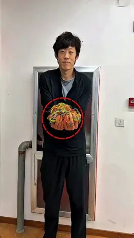 صنعت كرة قدم من مئات الأربطة المطاطية!🏐💥😱 I Made a Football Out of Hundreds of Rubber Bands! 🏐💥😱 هل ترغب أن أجعل العنوان بصيغة يوتيوب جذابة (Clickbait) أكثر؟