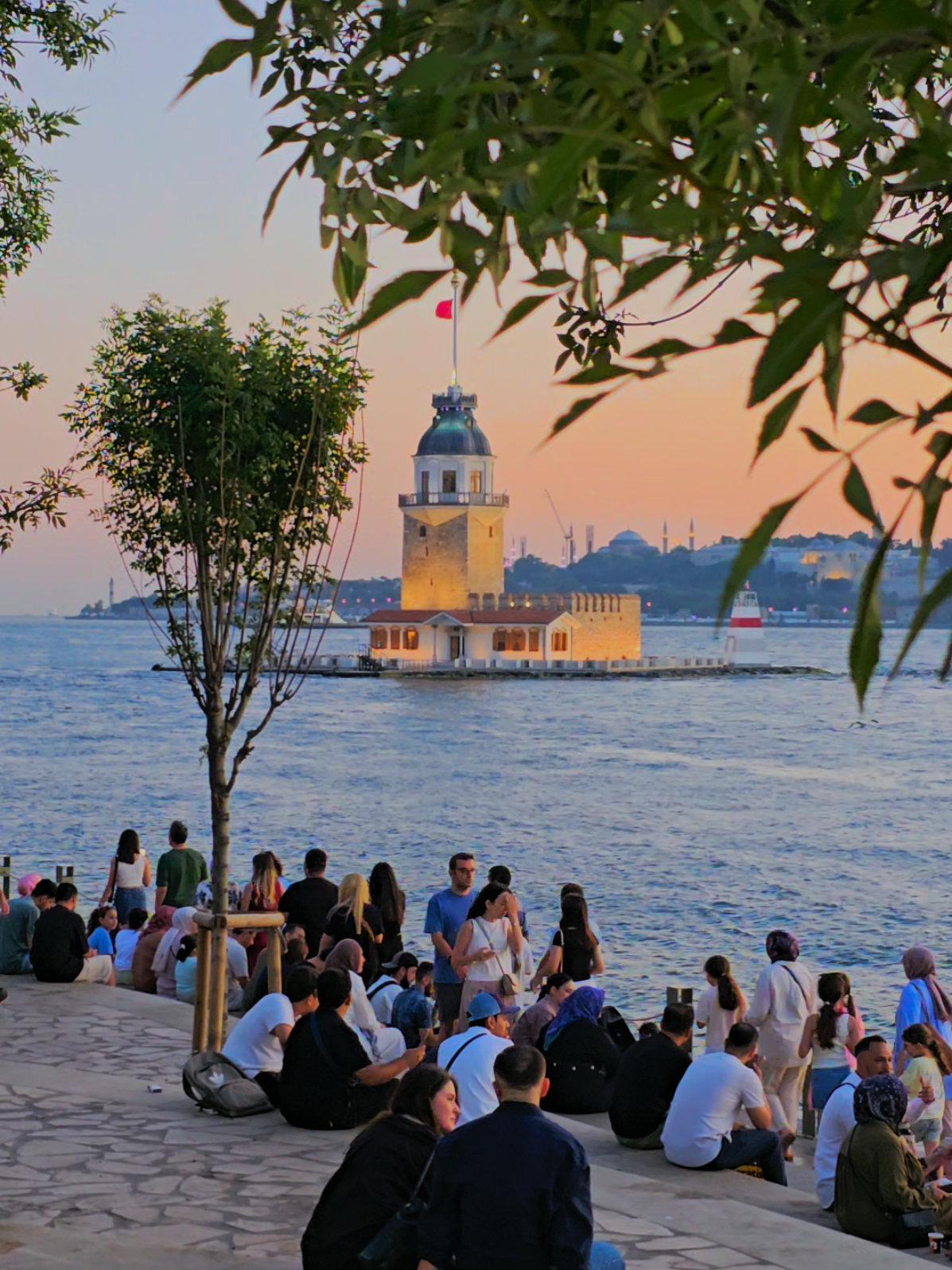 📍Kızkulesi Üsküdar İstanbul 👉istanbul'u bizimle keşfetmeye varmisiniz. 👉Daha fazlası için beğenip takip etmeyi unutmayin. . . . . . . . . . . . #istanbul #kızkulesi #bosphorus #istanbul🇹🇷 #keşfet 