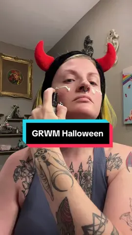 This was actually a pretty quick makeup look! Hope everyone had a safe and wonderful Halloween! #halloweencostume #makeuplooks #behindthescenes #pnw #custume