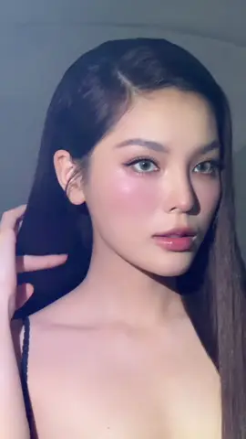 Mê hôn mê hôn 😉  #KyDuyen 